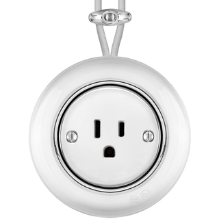 PORCELAIN KATY PATY COLONA ROUND SURFACE MOUNTED USA 15AMP SOCKET CHROME - DYKE & DEAN