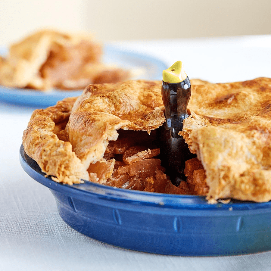 CERAMIC PIE BIRD - DYKE & DEAN